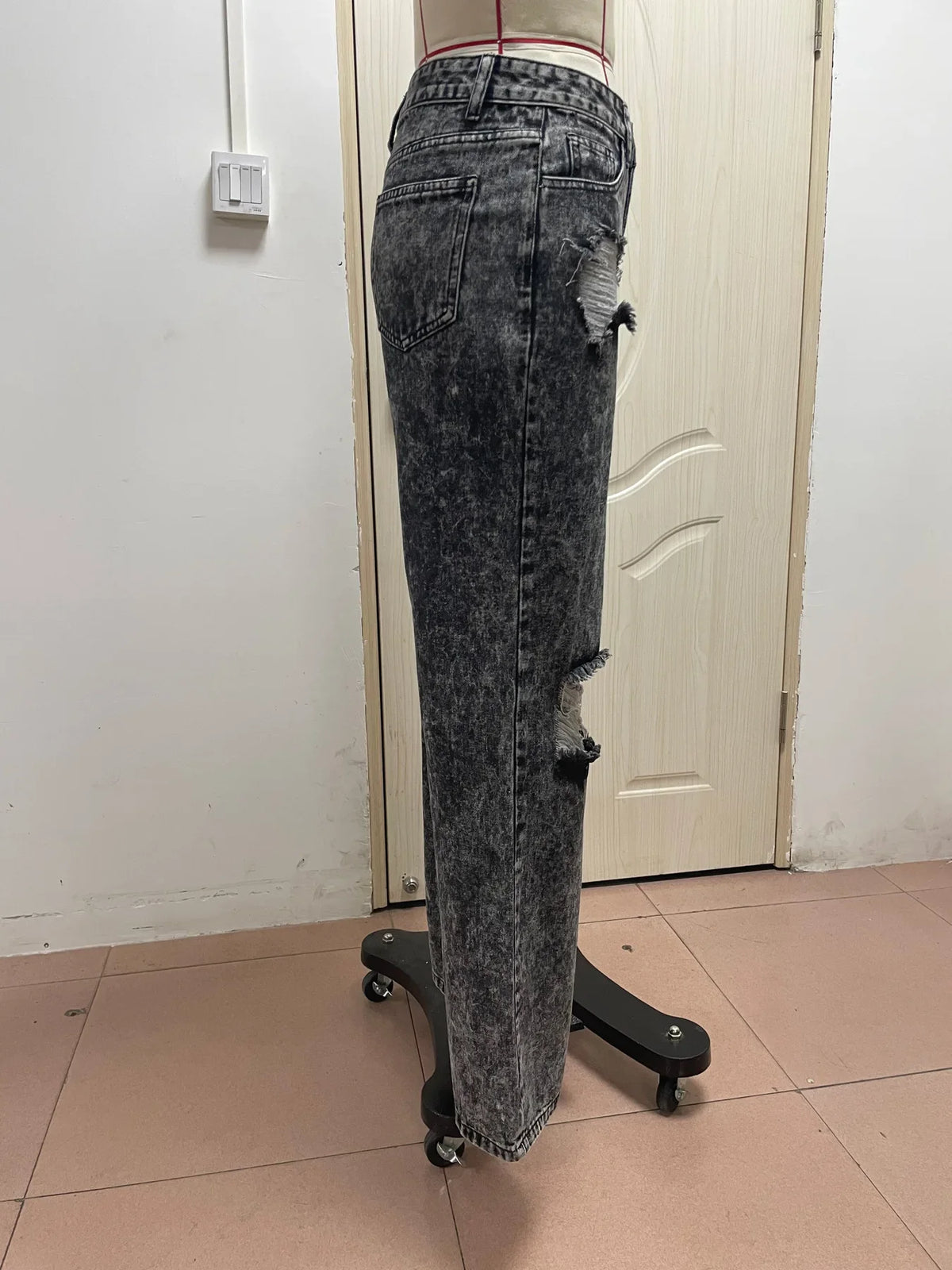 New Style Women's Ripped Street Denim Trousers Fashionable Street Jeans