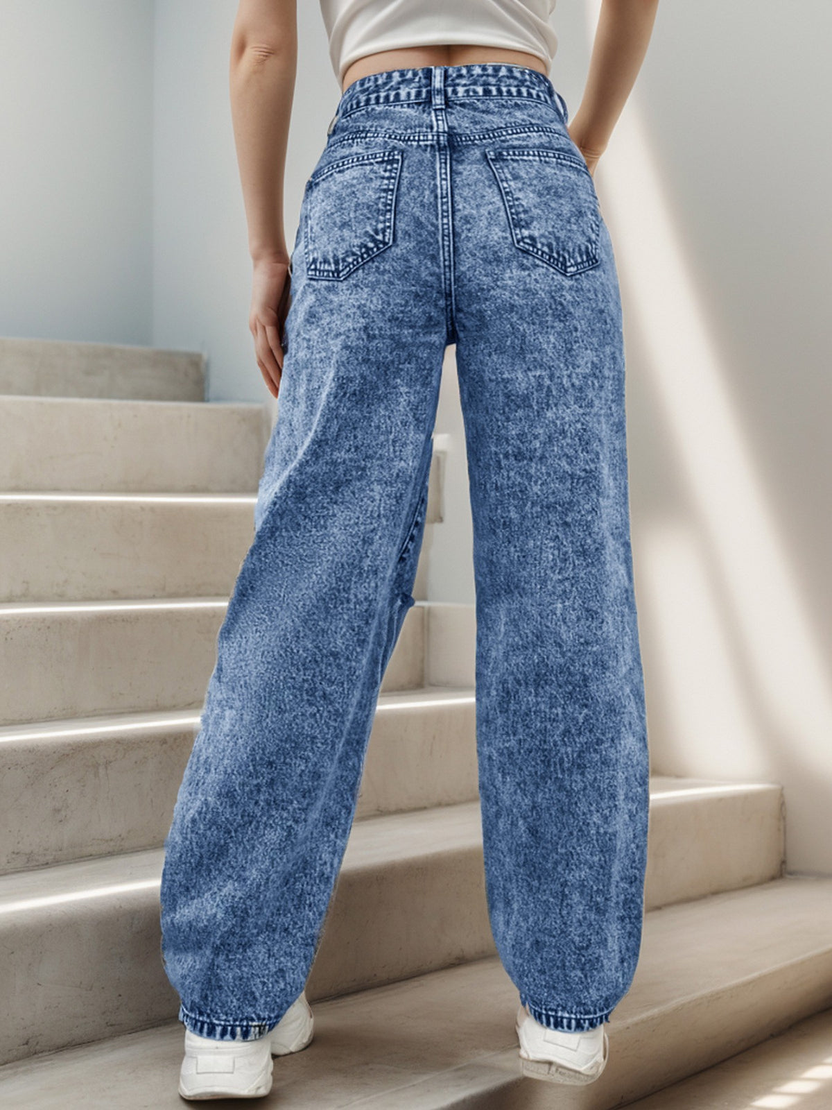 New Style Women's Ripped Street Denim Trousers Fashionable Street Jeans