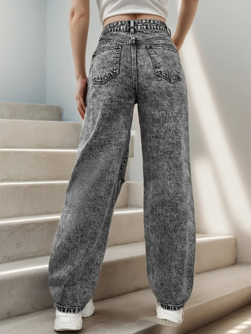 New Style Women's Ripped Street Denim Trousers Fashionable Street Jeans