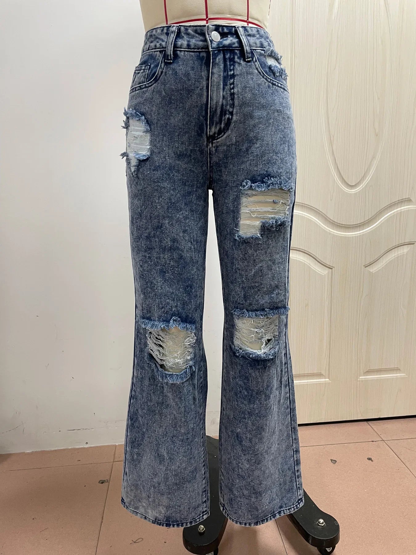 New Style Women's Ripped Street Denim Trousers Fashionable Street Jeans