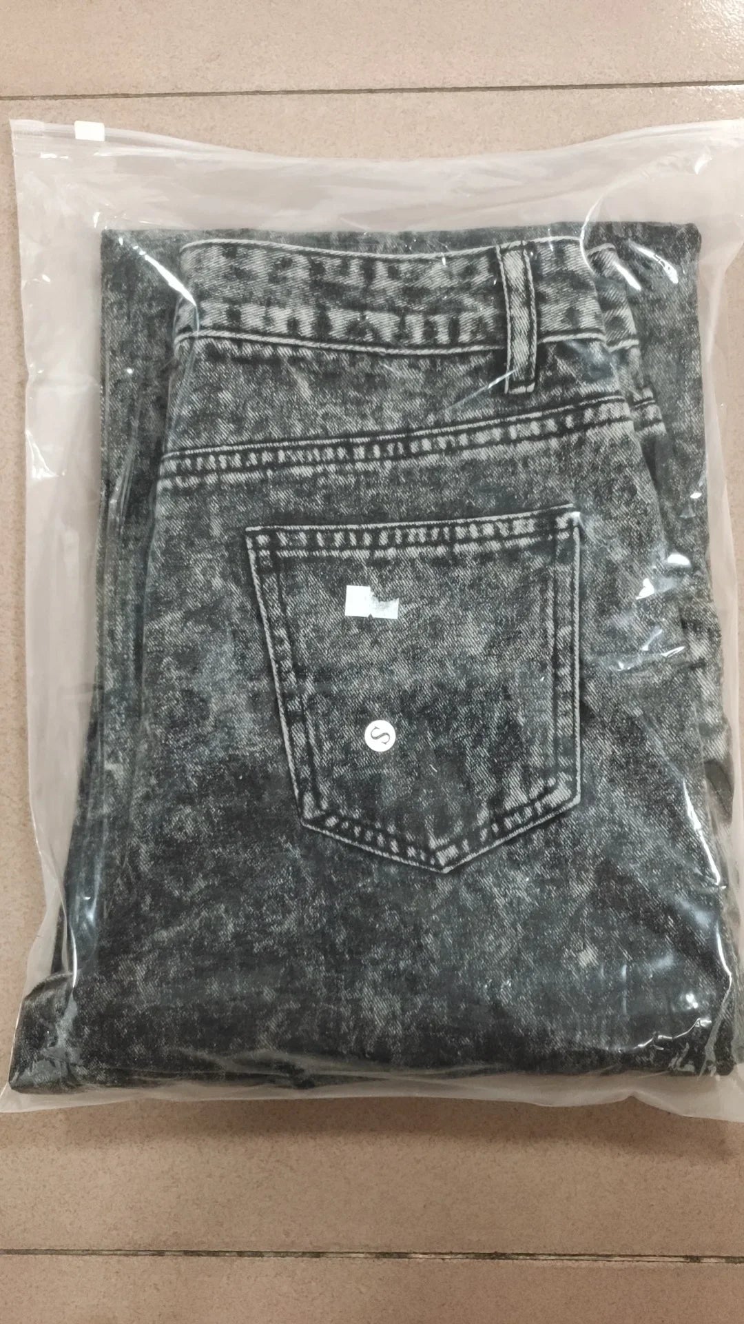 New Style Women's Ripped Street Denim Trousers Fashionable Street Jeans