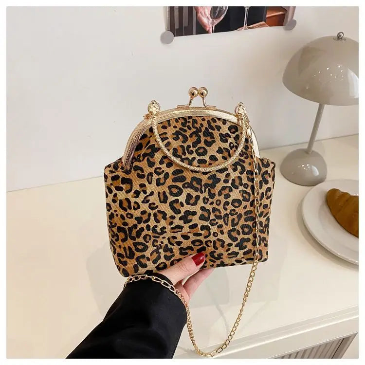 Leopard Print Clip Buckle Bag Women's New Trendy Korean Fashion Versatile Shoulder Chain Bag Women Messenger Bag
