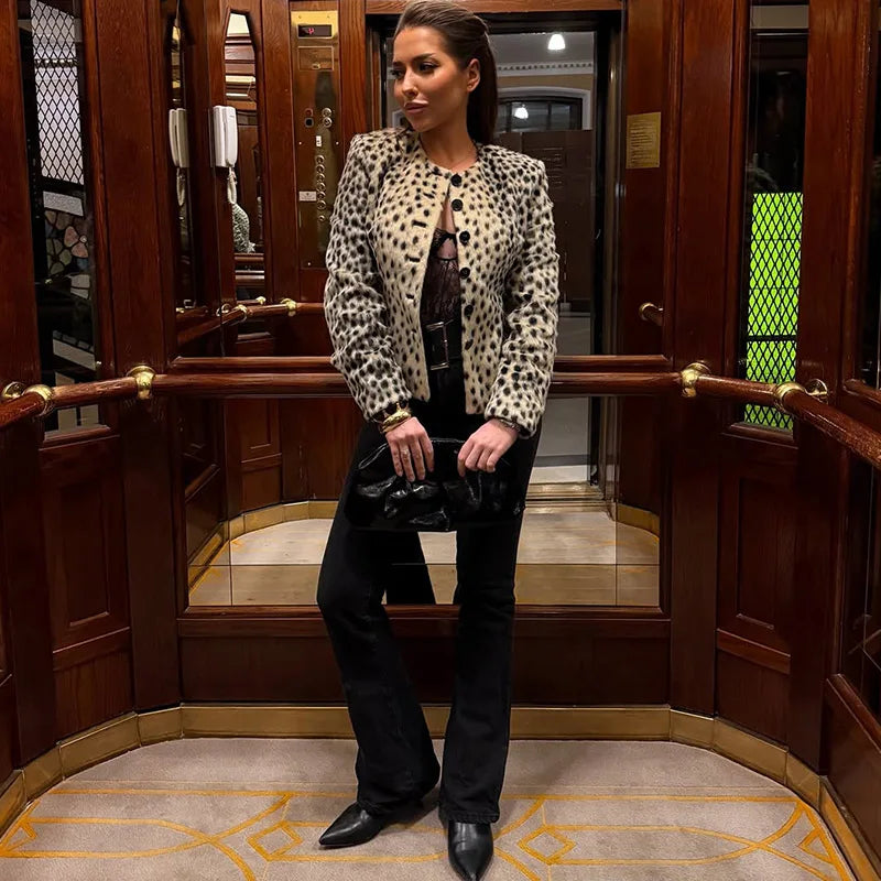Chic Leopard Print Crop Jacket Women Modern O-neck Single Breasted Full Sleeve Coat Female 2026 Autumn Lady Outwears New