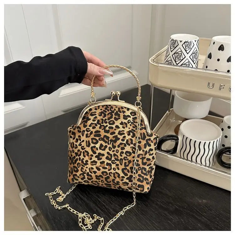 Leopard Print Clip Buckle Bag Women's New Trendy Korean Fashion Versatile Shoulder Chain Bag Women Messenger Bag
