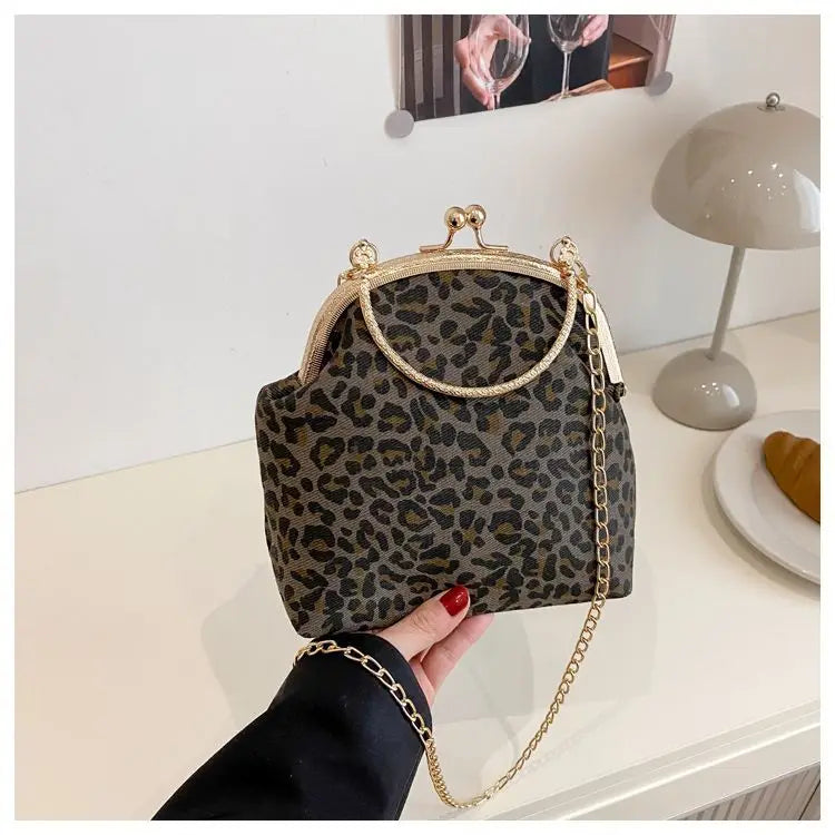 Leopard Print Clip Buckle Bag Women's New Trendy Korean Fashion Versatile Shoulder Chain Bag Women Messenger Bag