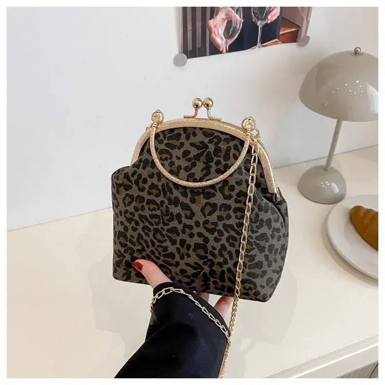 Leopard Print Clip Buckle Bag Women's New Trendy Korean Fashion Versatile Shoulder Chain Bag Women Messenger Bag