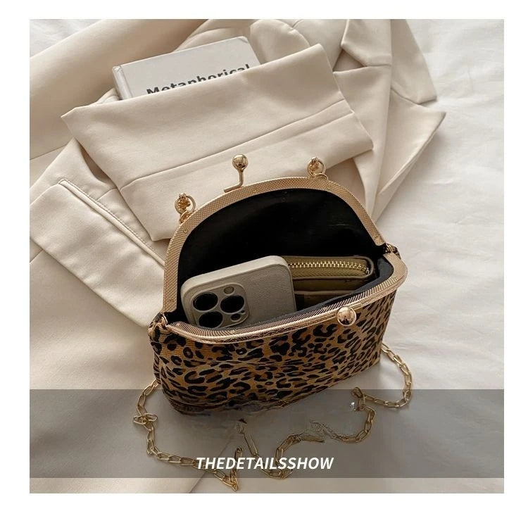 Leopard Print Clip Buckle Bag Women's New Trendy Korean Fashion Versatile Shoulder Chain Bag Women Messenger Bag