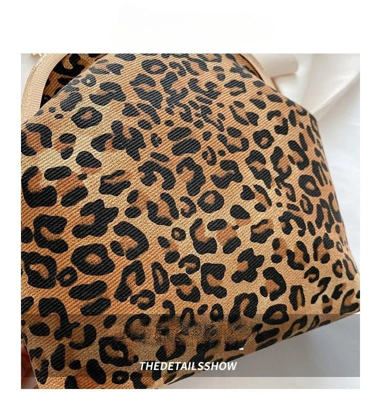 Leopard Print Clip Buckle Bag Women's New Trendy Korean Fashion Versatile Shoulder Chain Bag Women Messenger Bag