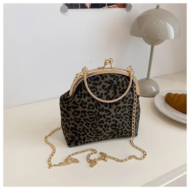 Leopard Print Clip Buckle Bag Women's New Trendy Korean Fashion Versatile Shoulder Chain Bag Women Messenger Bag