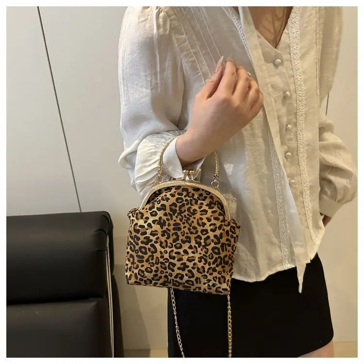 Leopard Print Clip Buckle Bag Women's New Trendy Korean Fashion Versatile Shoulder Chain Bag Women Messenger Bag
